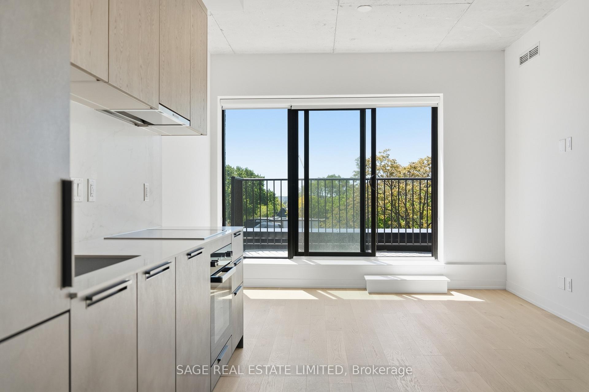 761 Queen Street E 504, Toronto E01 — photo 2 of 5