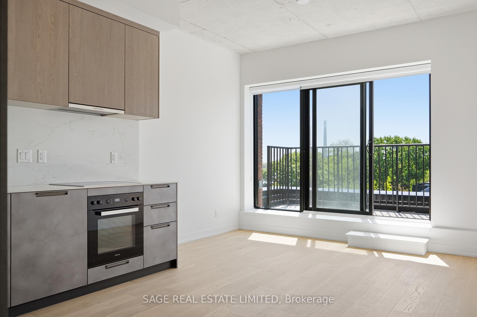 761 Queen Street E 504, Toronto E01 — photo 4 of 5