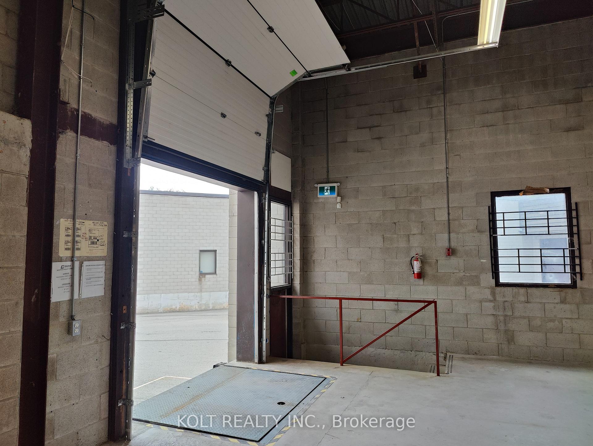 931 Progress Avenue Unit 5, Toronto E09 — photo 4 of 5