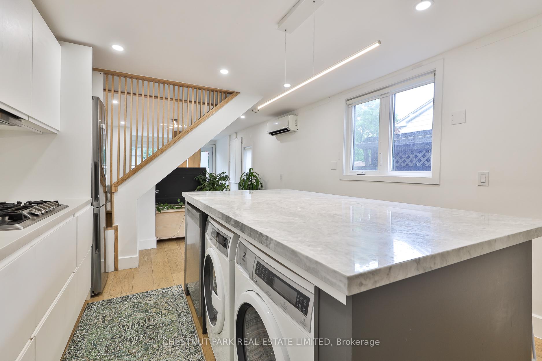 119 Craven Road, Toronto E01 — photo 4 of 5