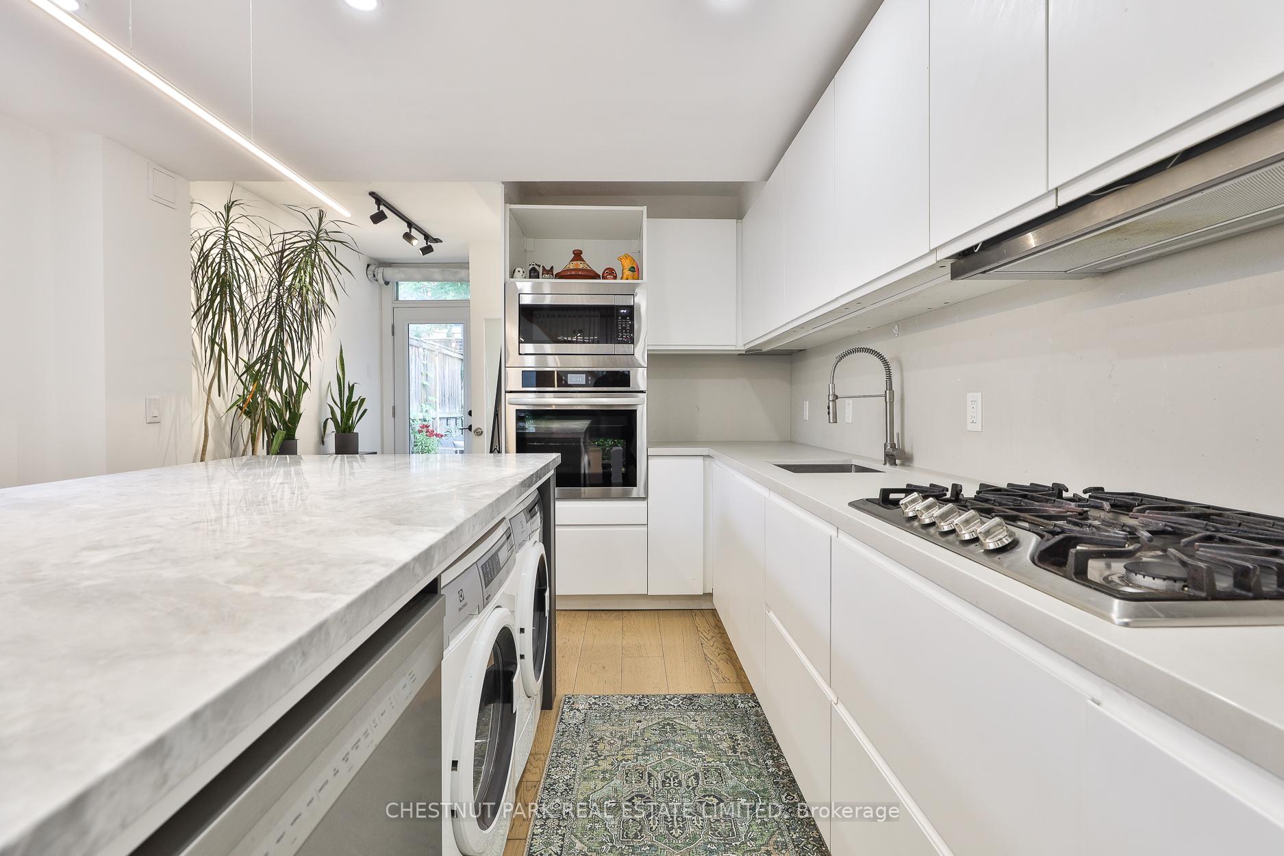 119 Craven Road, Toronto E01 — photo 5 of 5