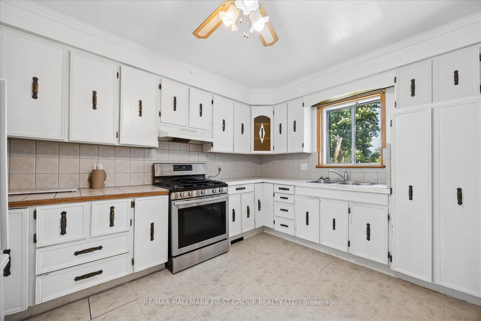 2944 Ebony Street, Ajax — photo 5 of 5