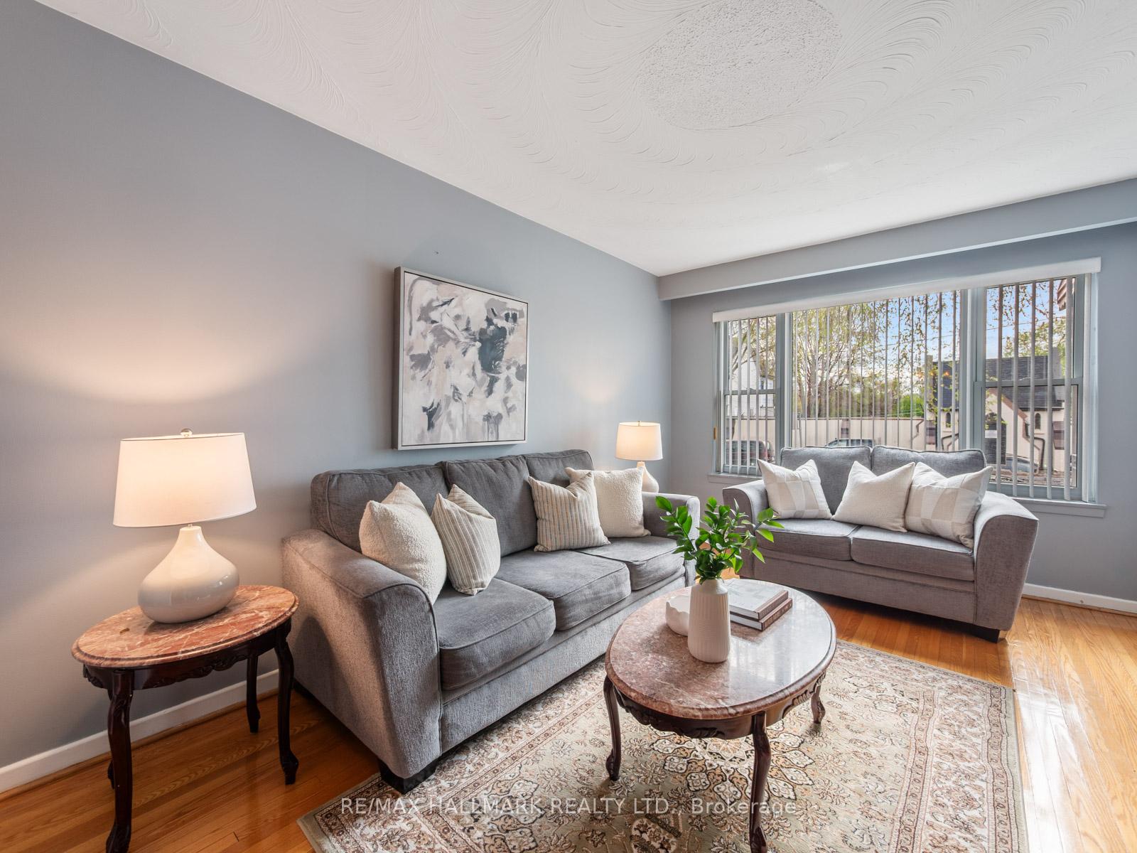 453 Jones Avenue, Toronto E01 — photo 4 of 5