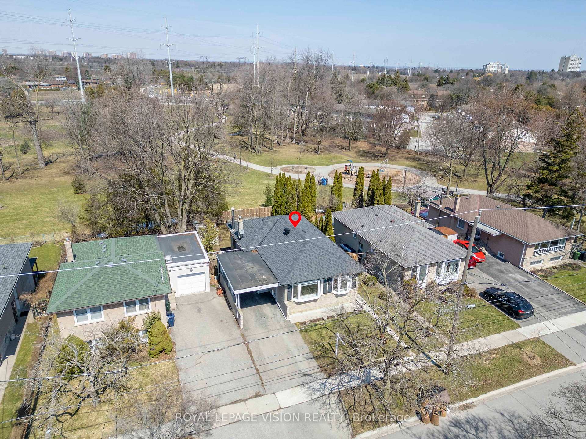 126 MILFORD HAVEN Drive, Toronto E09 — photo 3 of 5