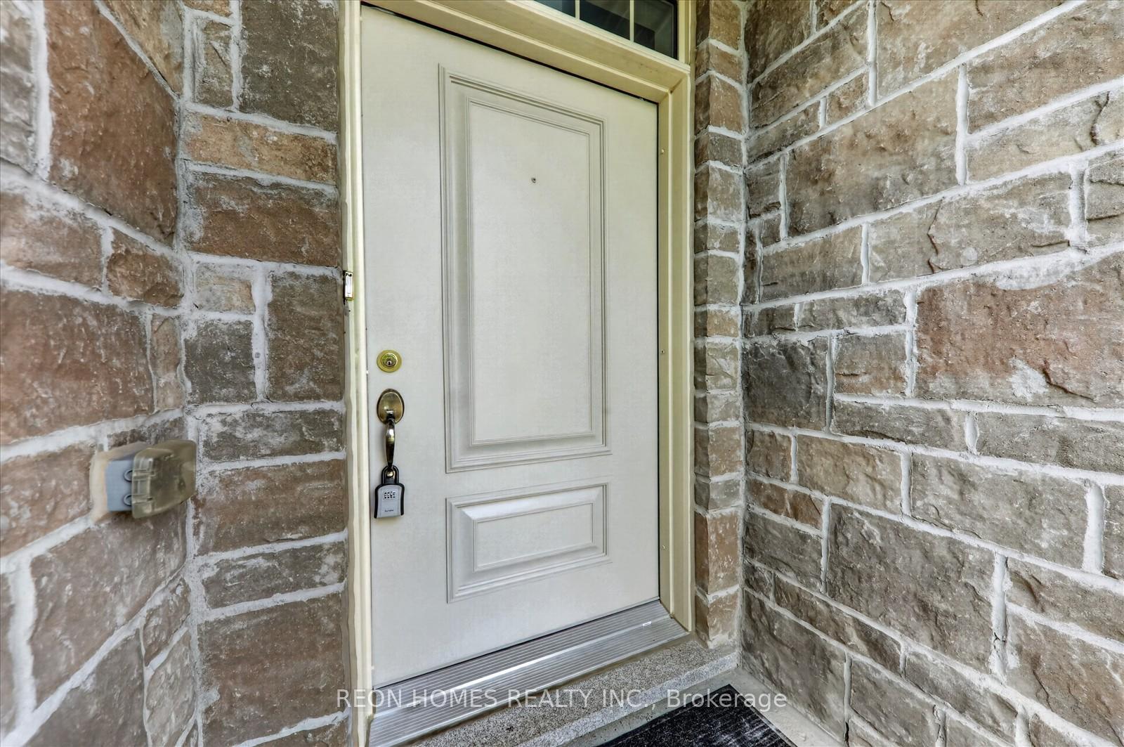 37 Raithby Crescent, Ajax — photo 5 of 5