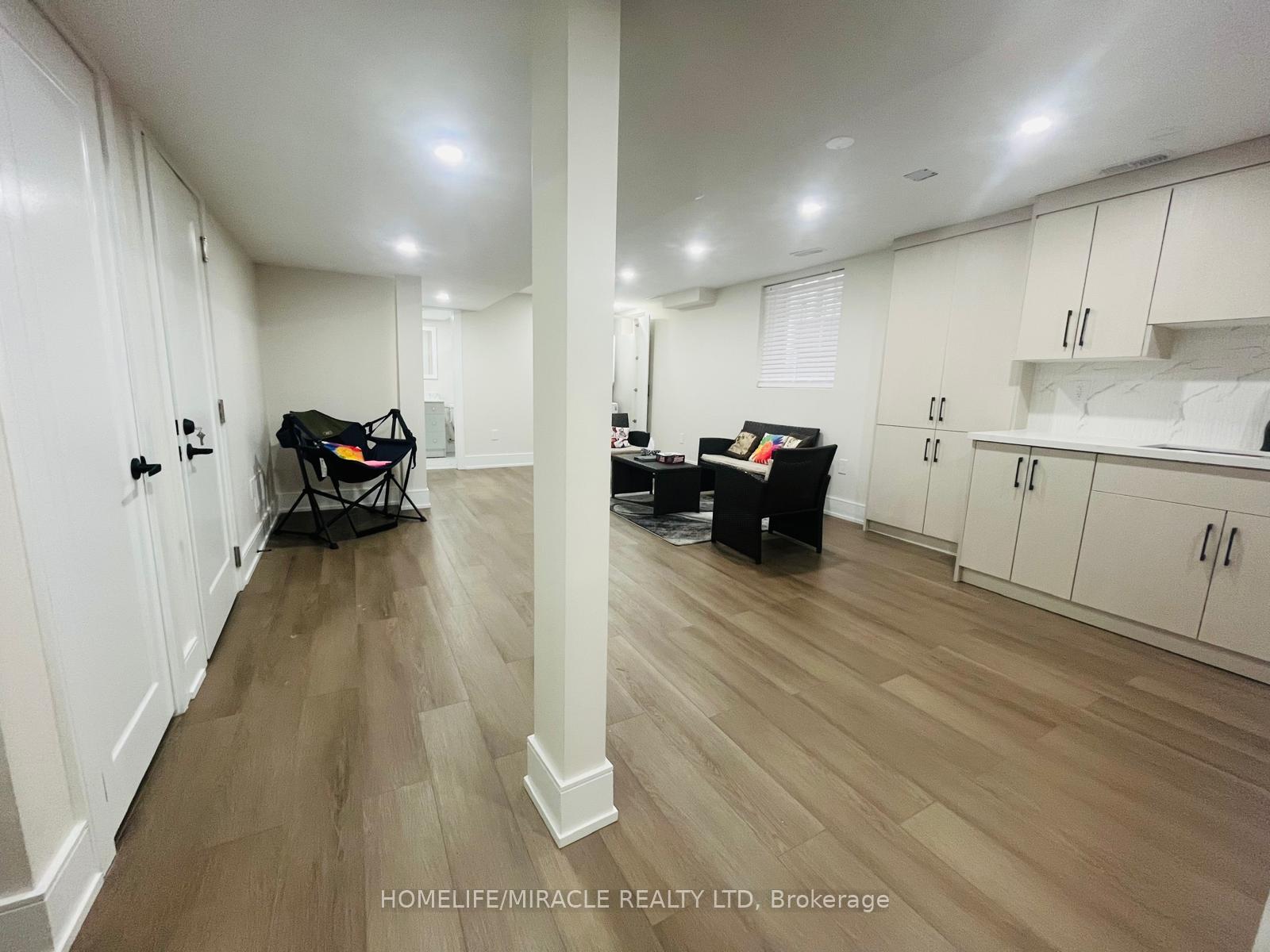 28 Fishlock Street, Ajax, ON L1Z 1G3 — Ajax, Ontario