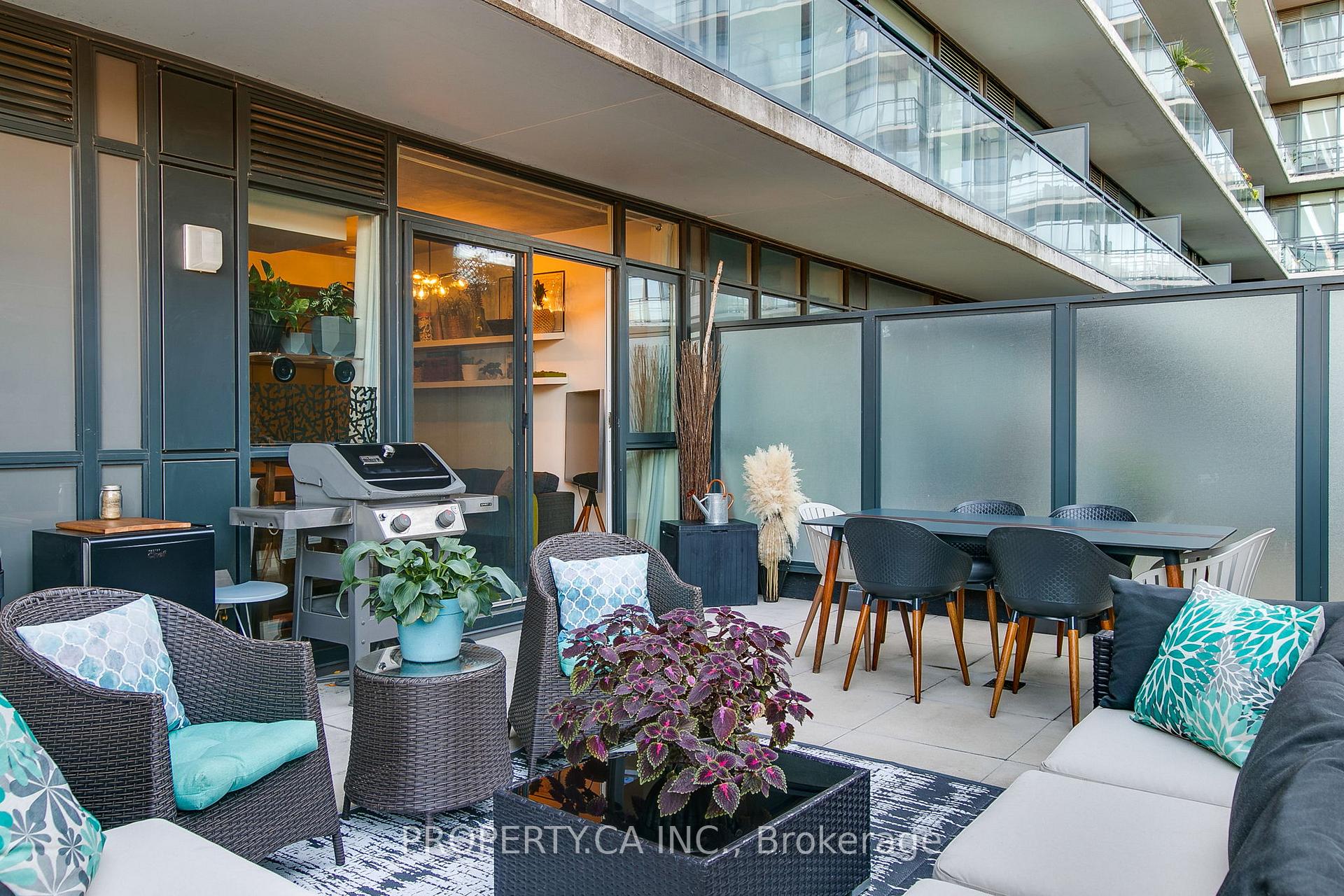 1190 Dundas Street E 305, Toronto E01, ON M4M 0C5 — Toronto E01, Ontario