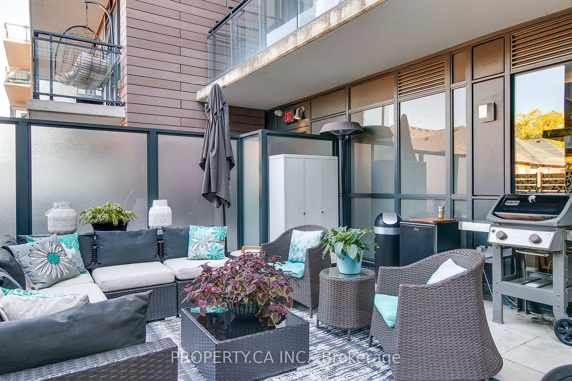 1190 Dundas Street E 305, Toronto E01 — photo 3 of 5