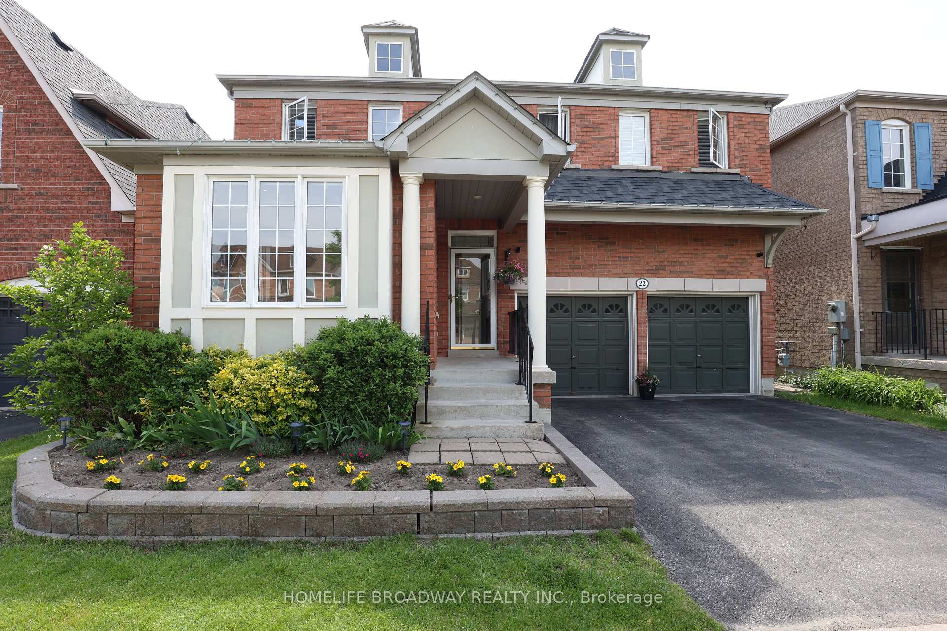 22 Morland Crescent, Ajax — photo 2 of 5