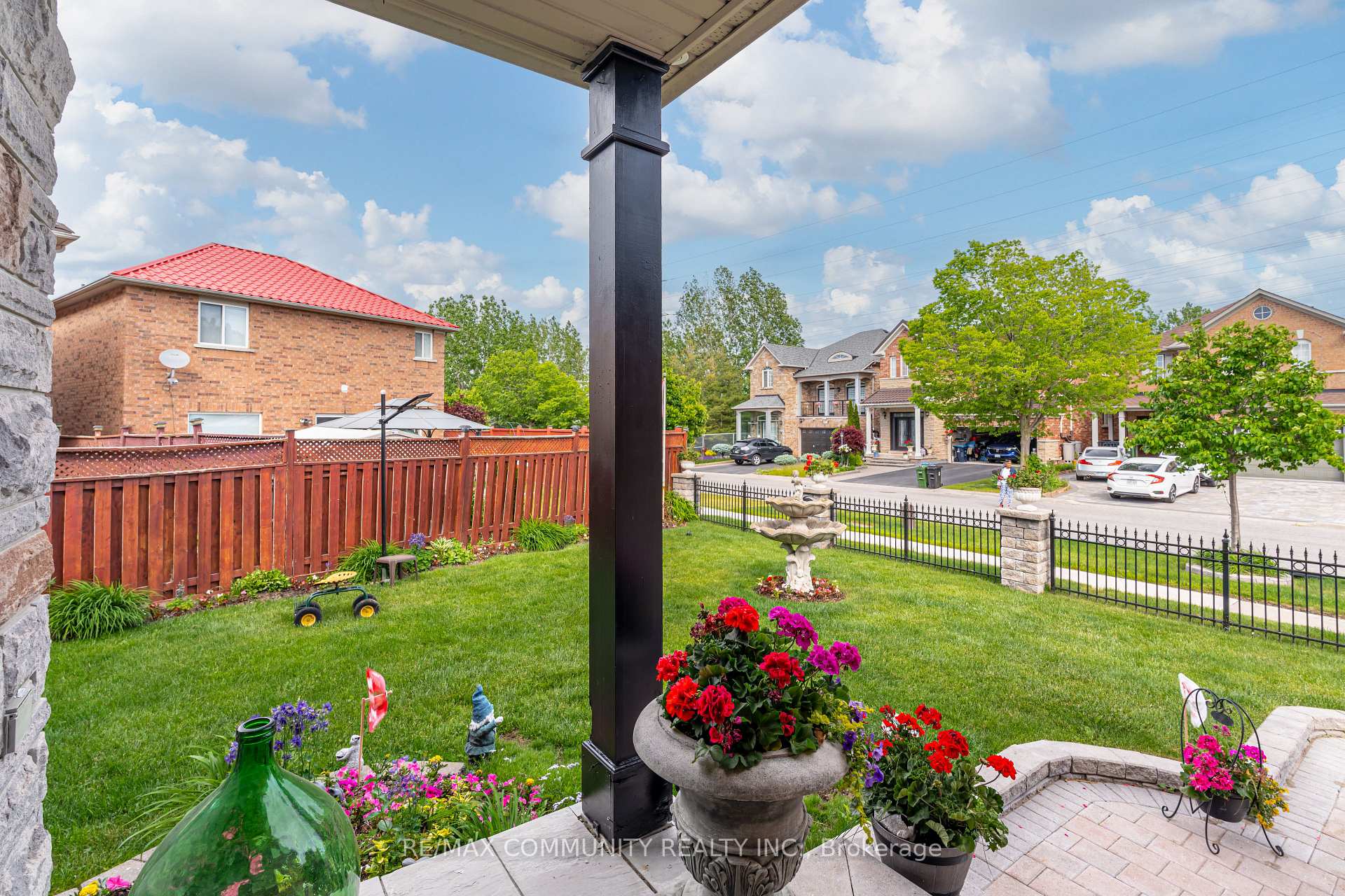 96 Cindy Nicholas Drive, Toronto E09 — photo 5 of 5