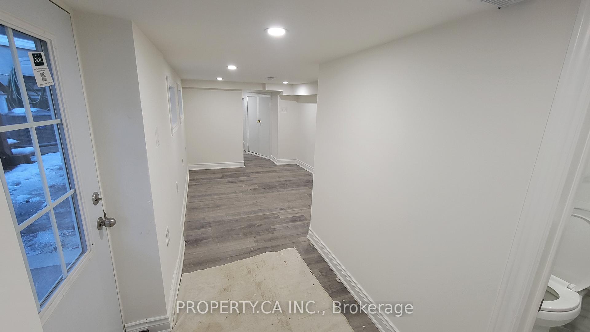 625 Rhodes Avenue, Toronto E01 — photo 3 of 5