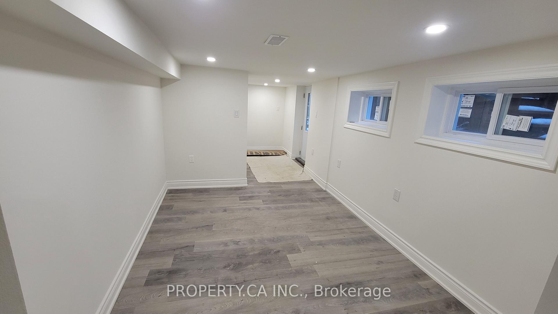 625 Rhodes Avenue, Toronto E01 — photo 4 of 5