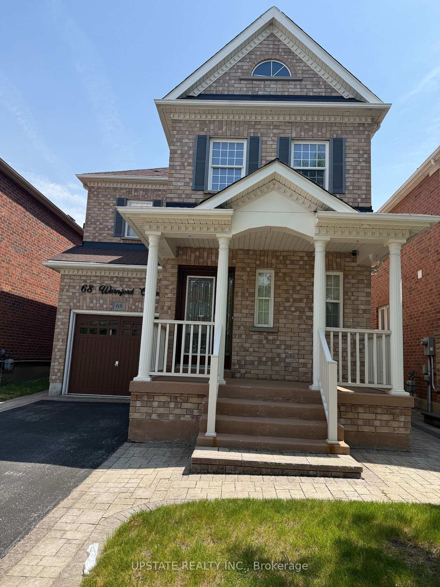 68 Warnford Circle, Ajax — photo 2 of 3