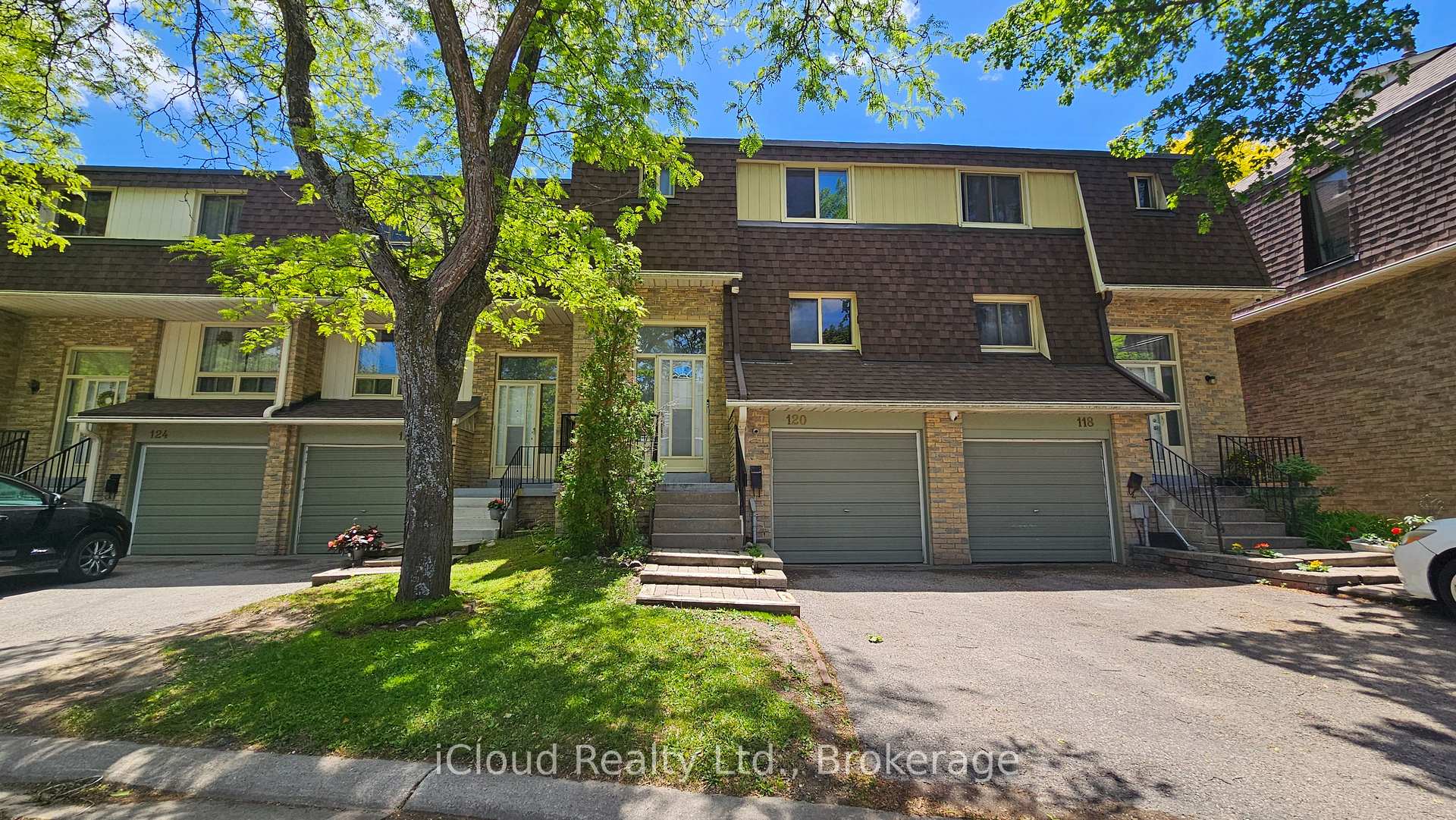 371 Orton Park 120, Toronto E09, ON M1G 3V1 — Toronto E09, Ontario