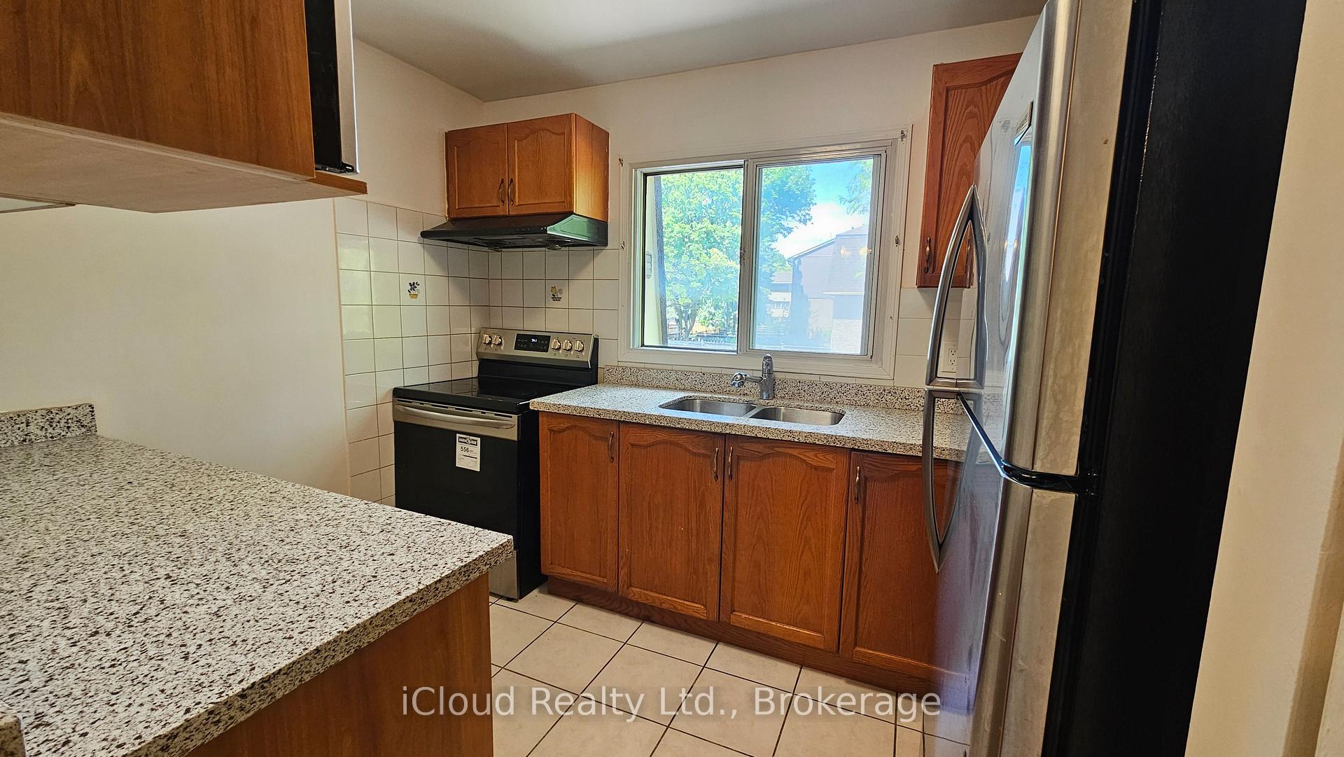 371 Orton Park 120, Toronto E09 — photo 3 of 5