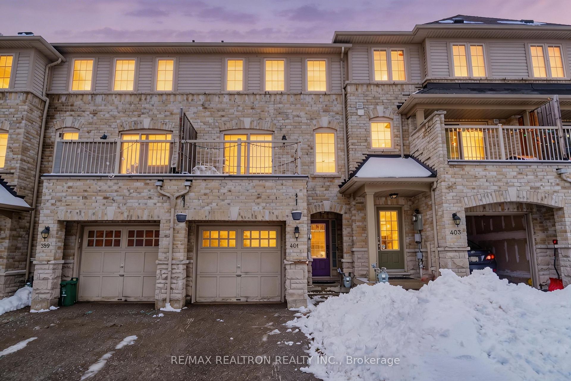 401 Rossland Road E, Ajax — photo 2 of 5