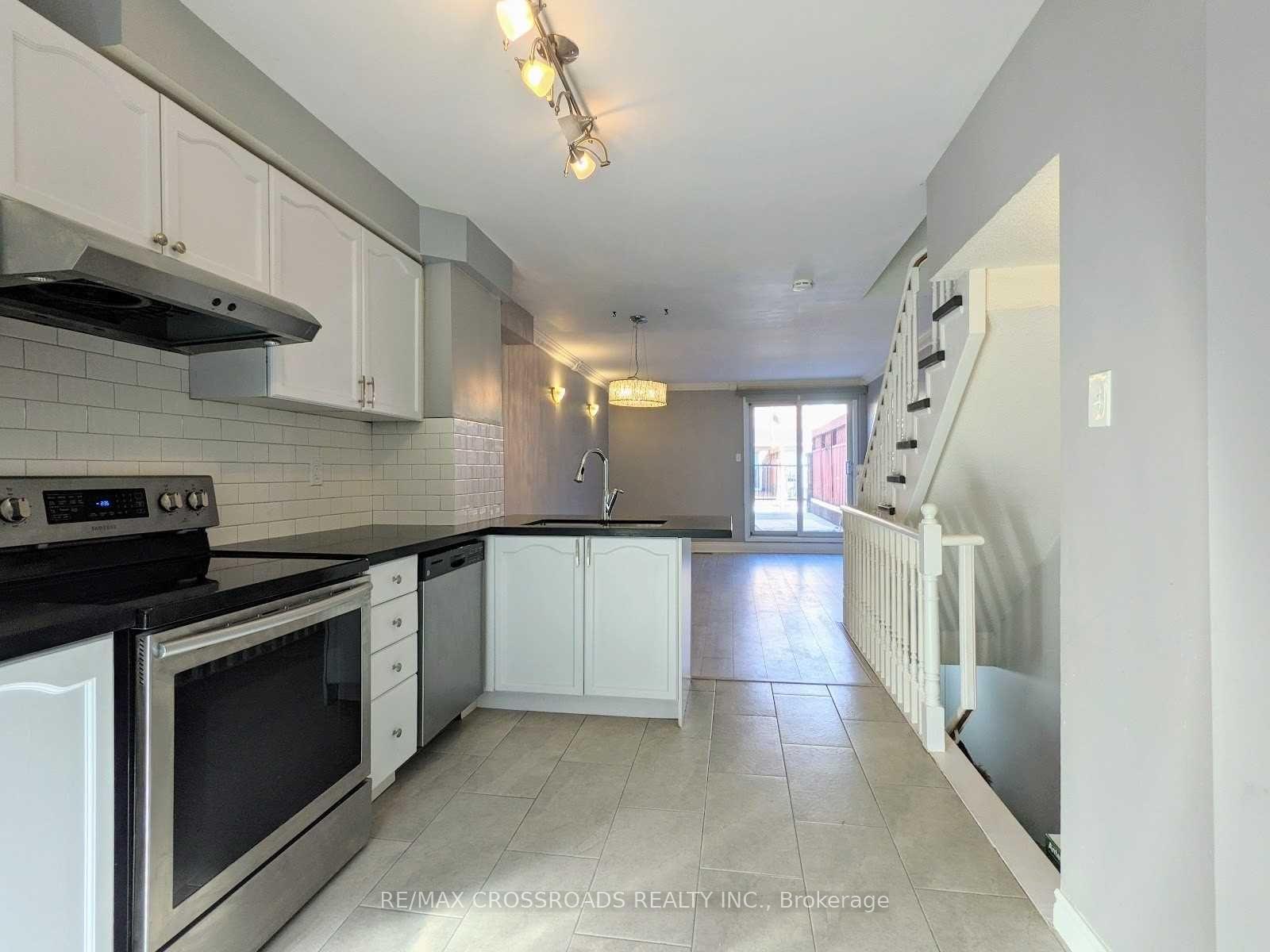 1173 Craven Road, Toronto E01 — photo 4 of 5
