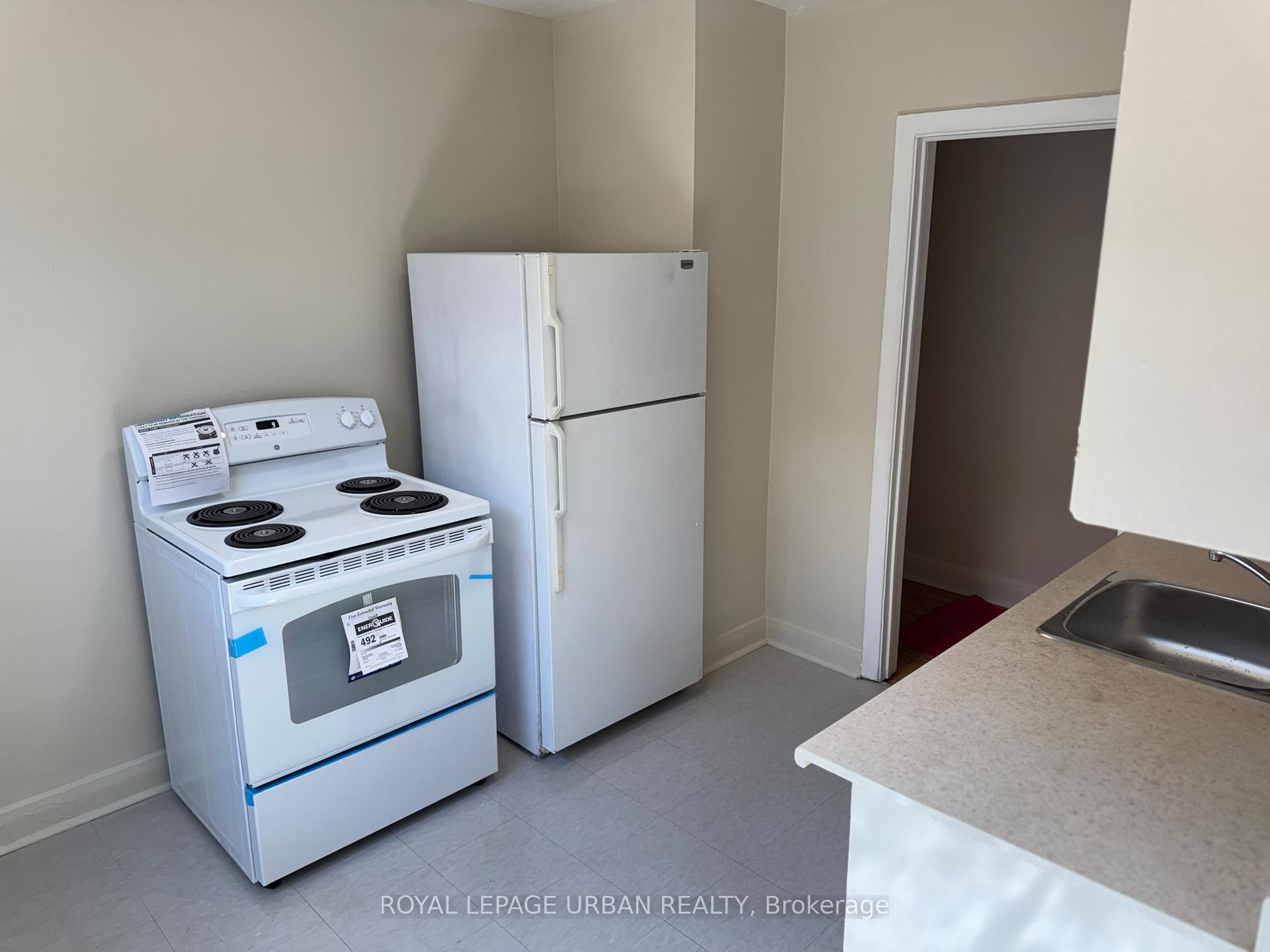 1024 O'connor Drive 304, Toronto E03 — photo 4 of 5