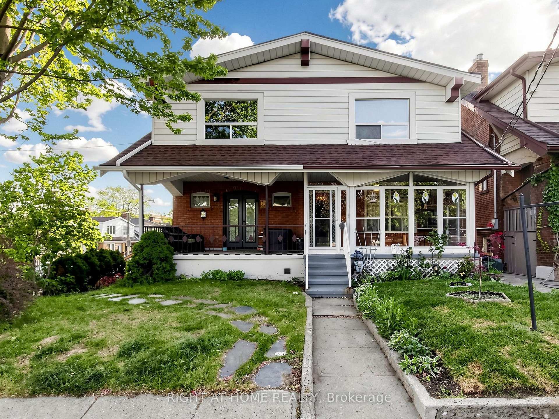 86 Caithness Avenue, Toronto E03, ON M4J 3Y1 — Toronto E03, Ontario
