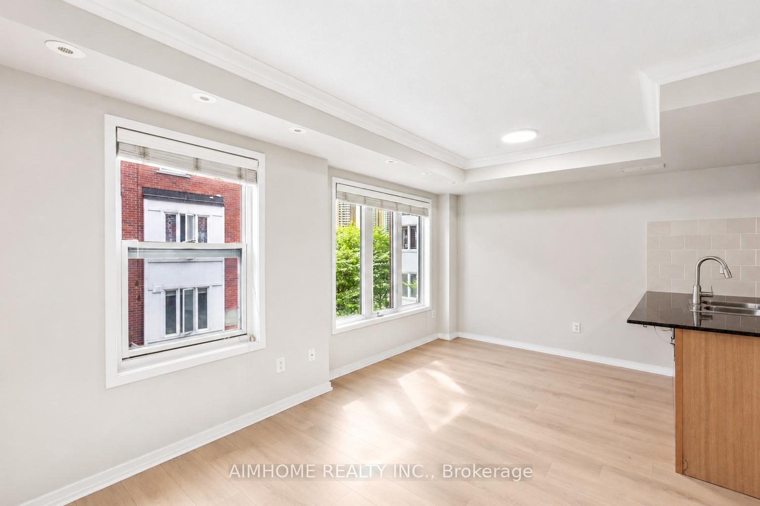 29 Frances Loring Lane 6, Toronto E01 — photo 4 of 5
