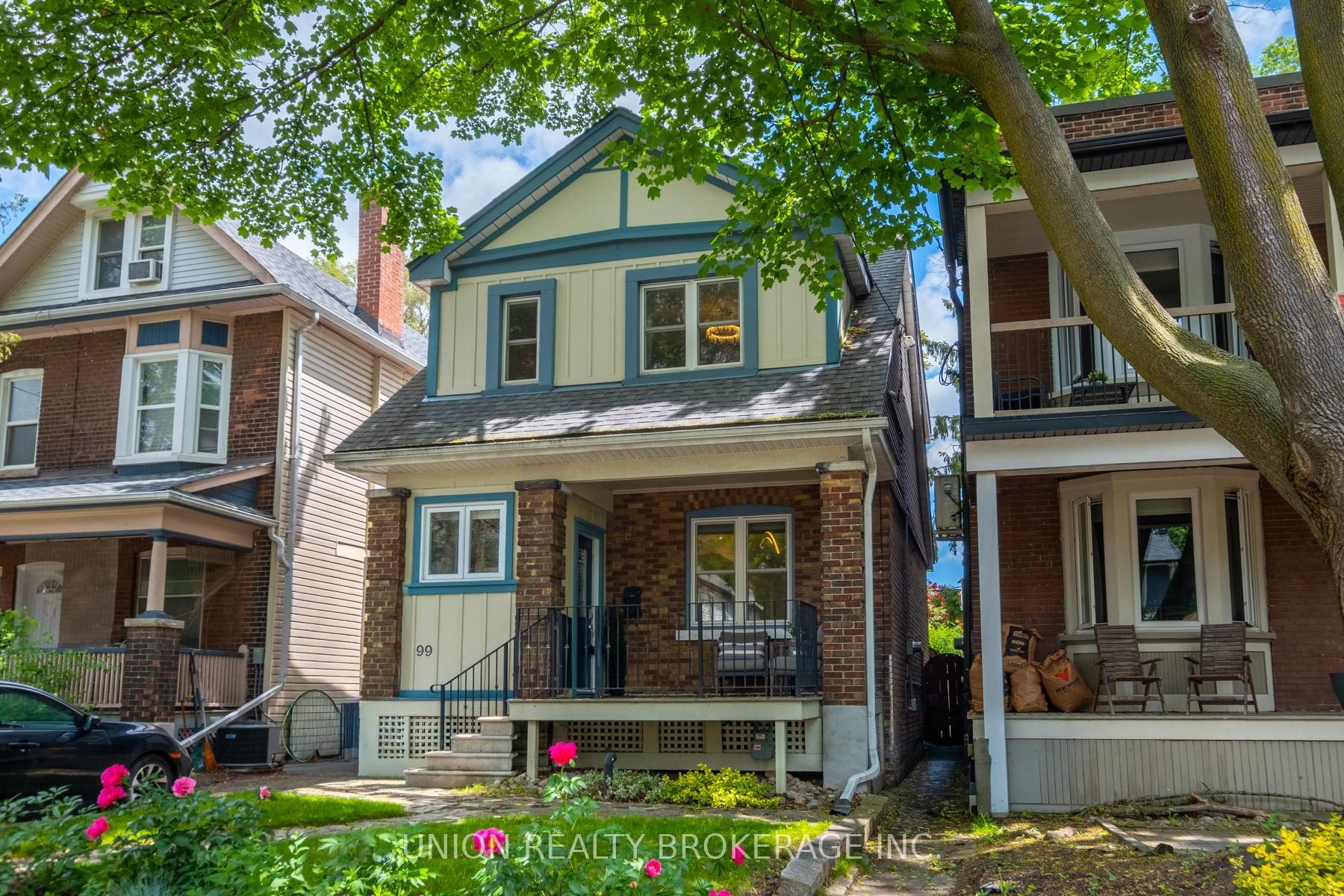 99 Hiawatha Road, Toronto E01, ON M4L 2X7 — Toronto E01, Ontario