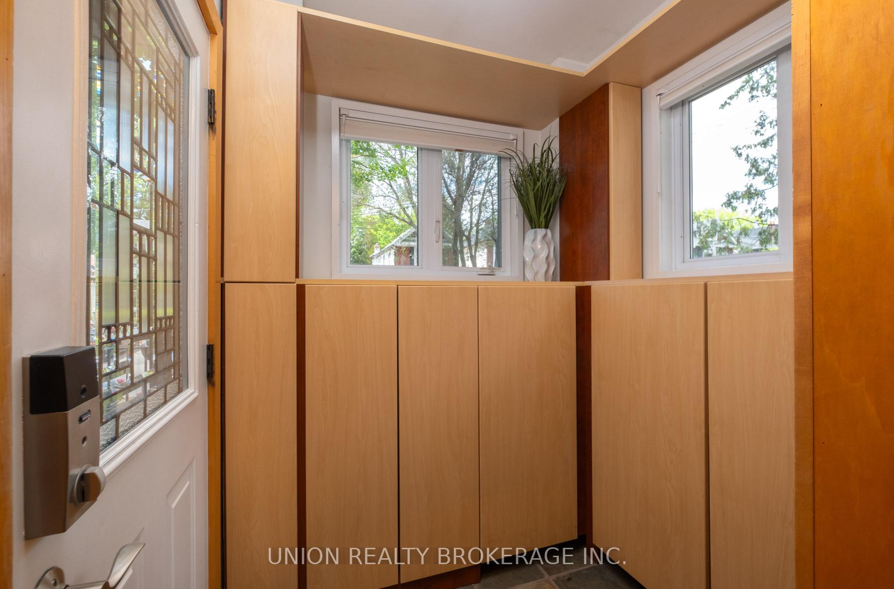 99 Hiawatha Road, Toronto E01 — photo 4 of 5
