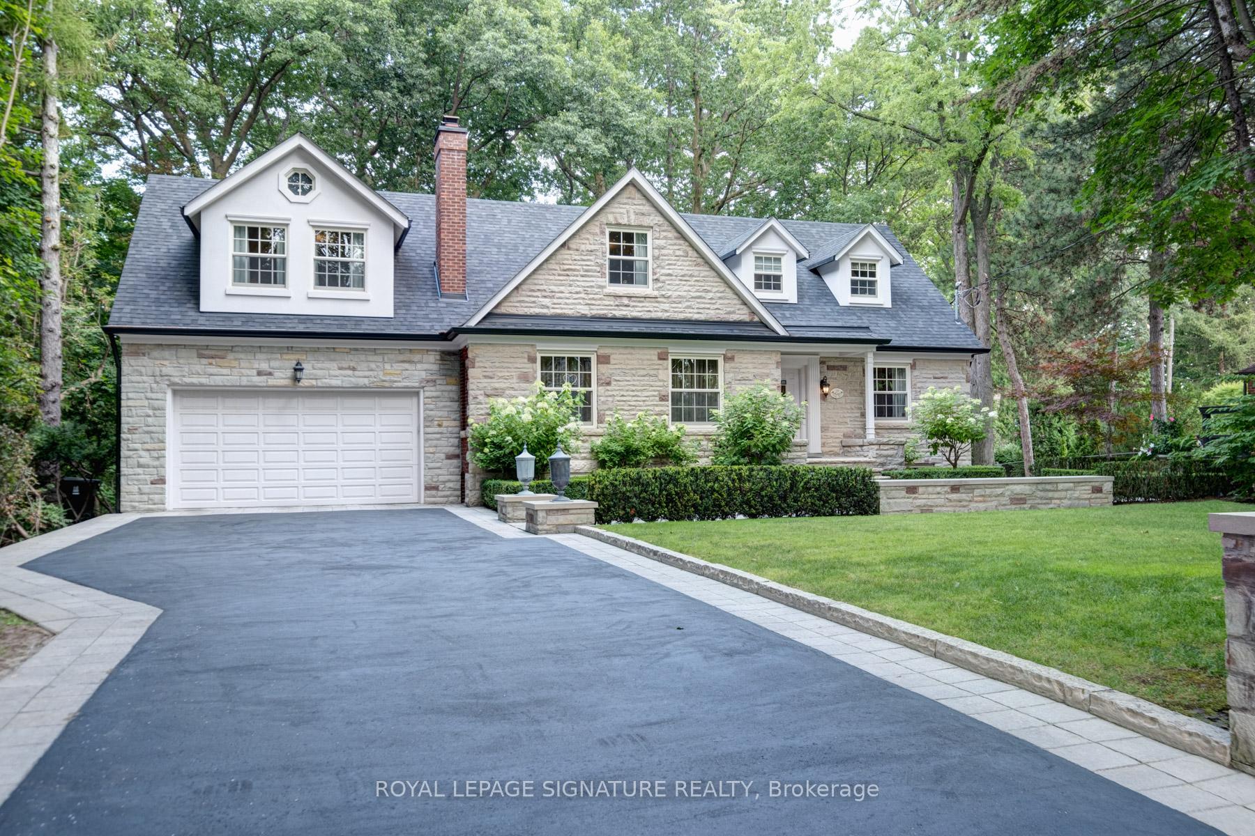 20 Taylor Drive, Toronto E03 — photo 2 of 5
