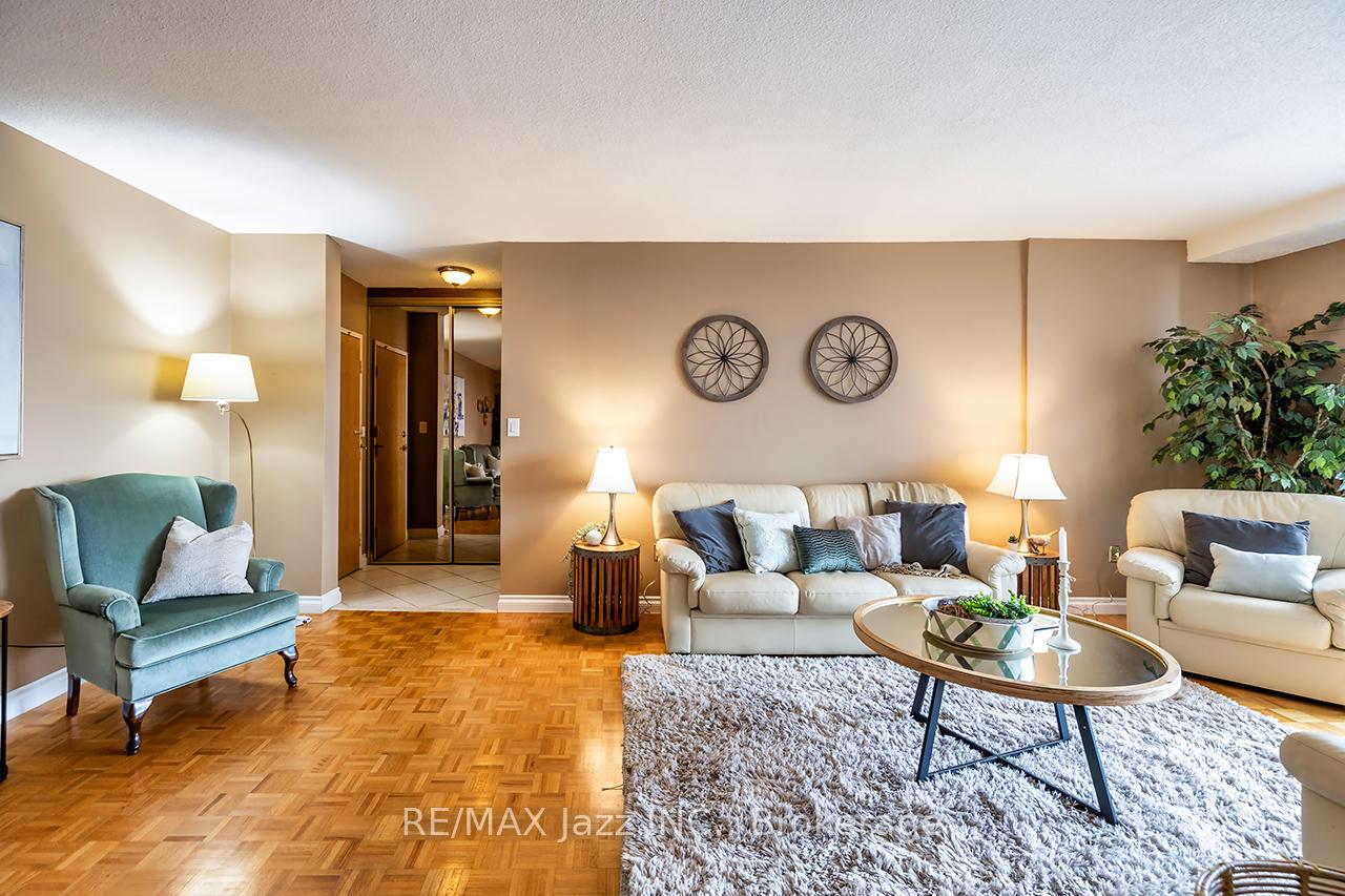 92 Church Street S PH 4, Ajax — photo 4 of 5