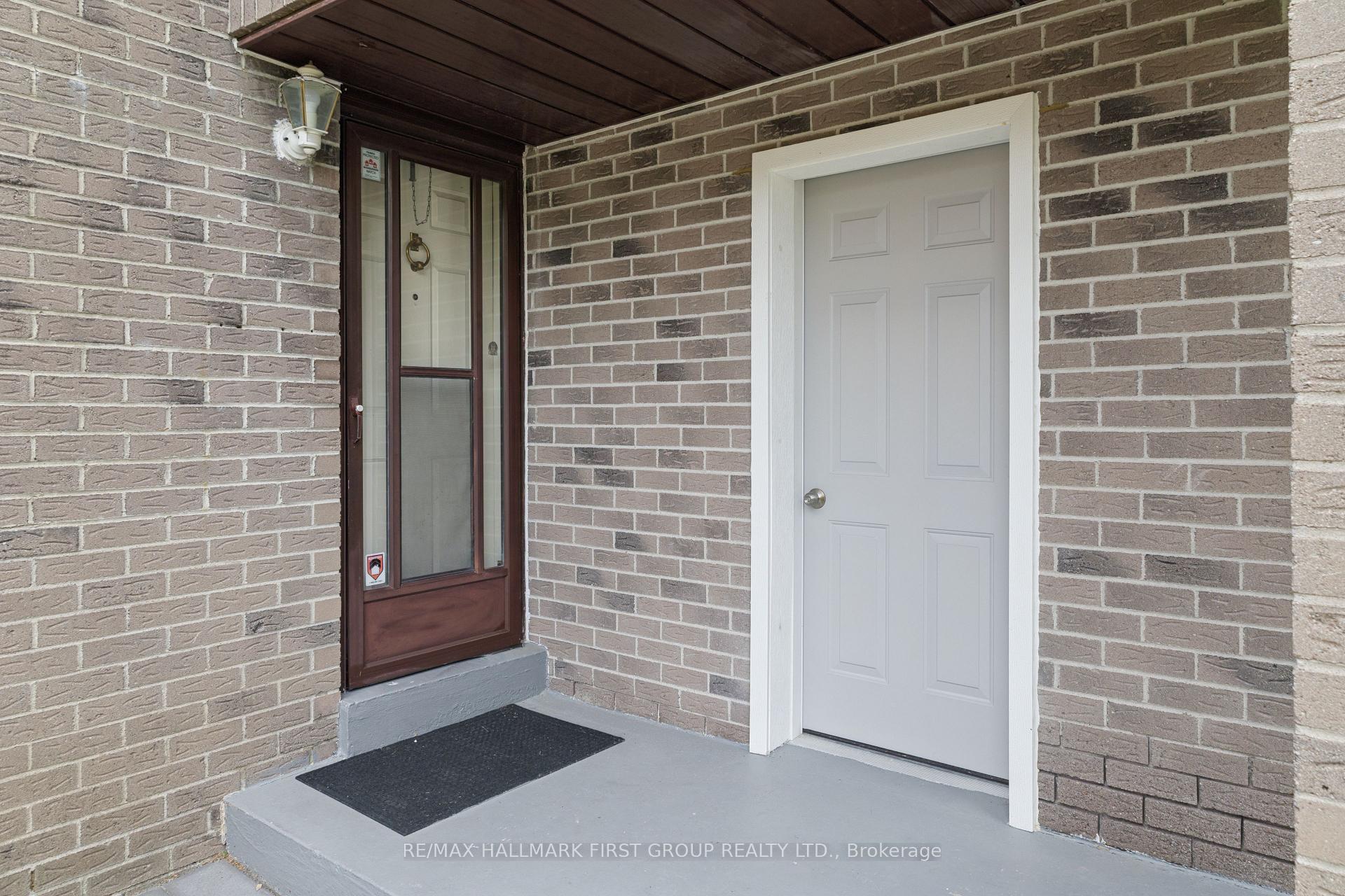 50 Radford Drive, Ajax — photo 2 of 5