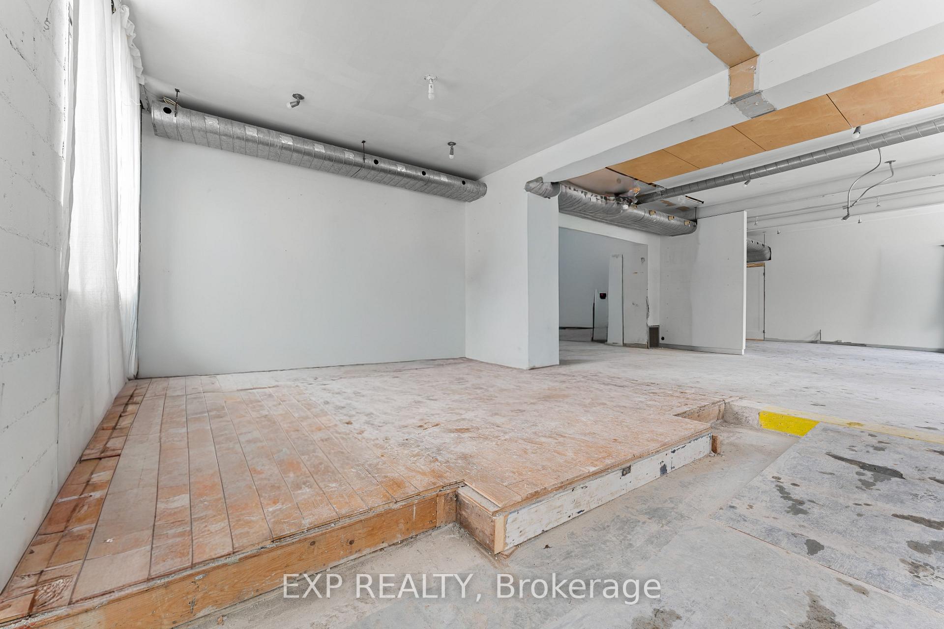 1558 Queen Street E, Toronto E01 — photo 3 of 5