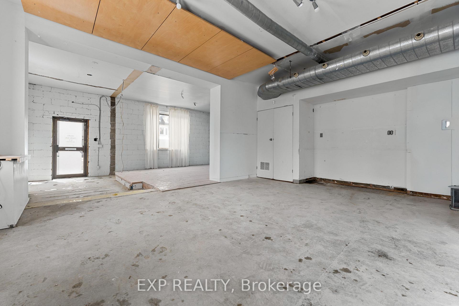 1558 Queen Street E, Toronto E01 — photo 4 of 5