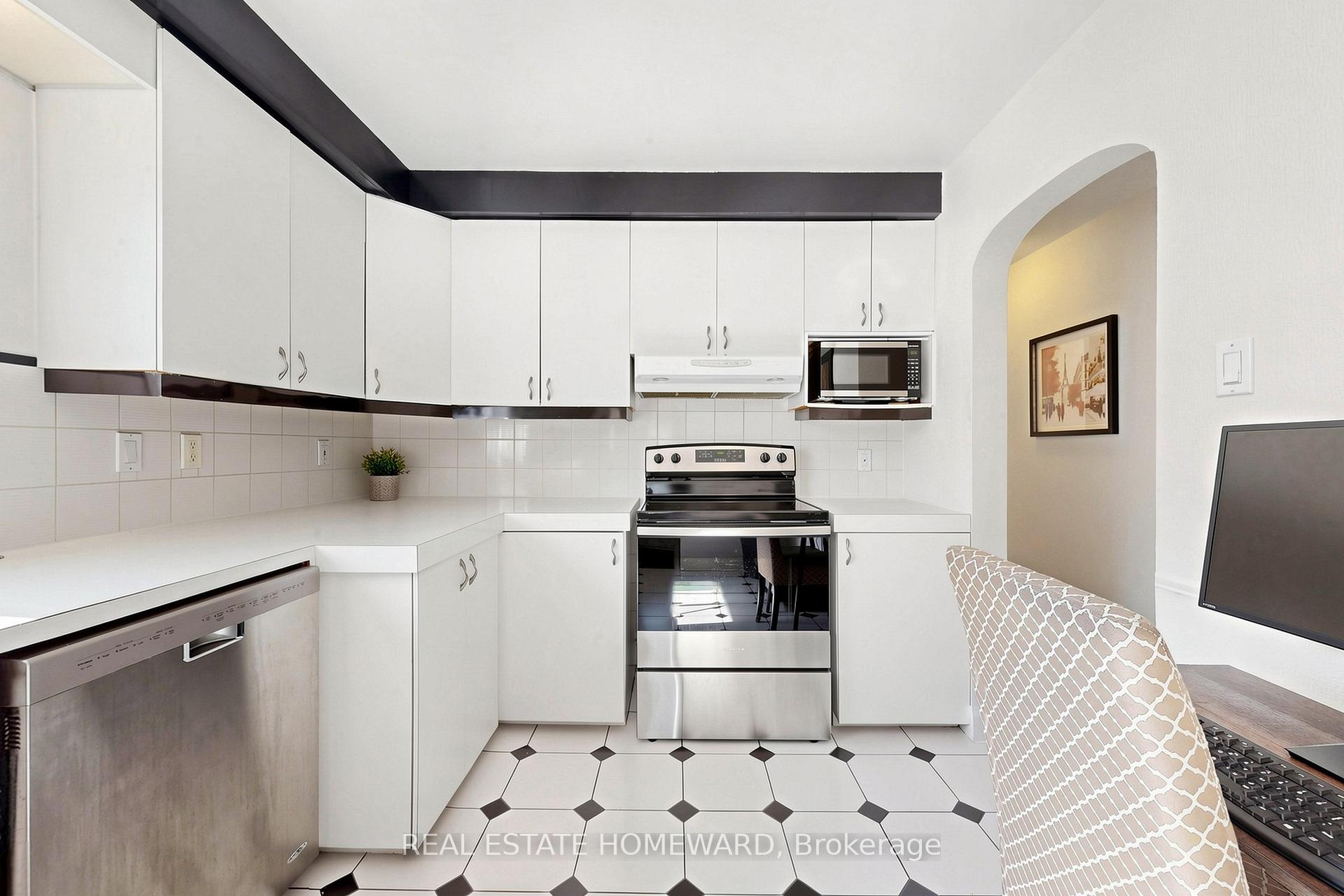 40 Donora Drive, Toronto E03 — photo 5 of 5
