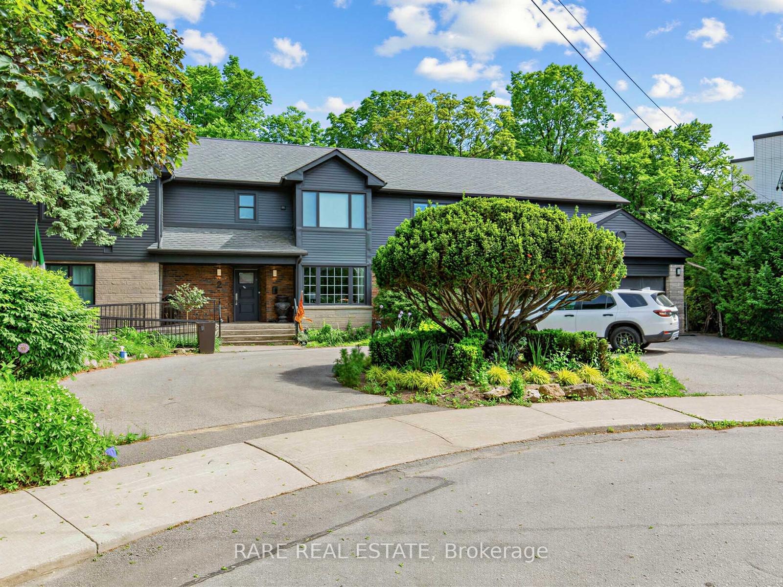 2 Leander Court LOWER, Toronto E03, ON M4B 2W1 — Toronto E03, Ontario
