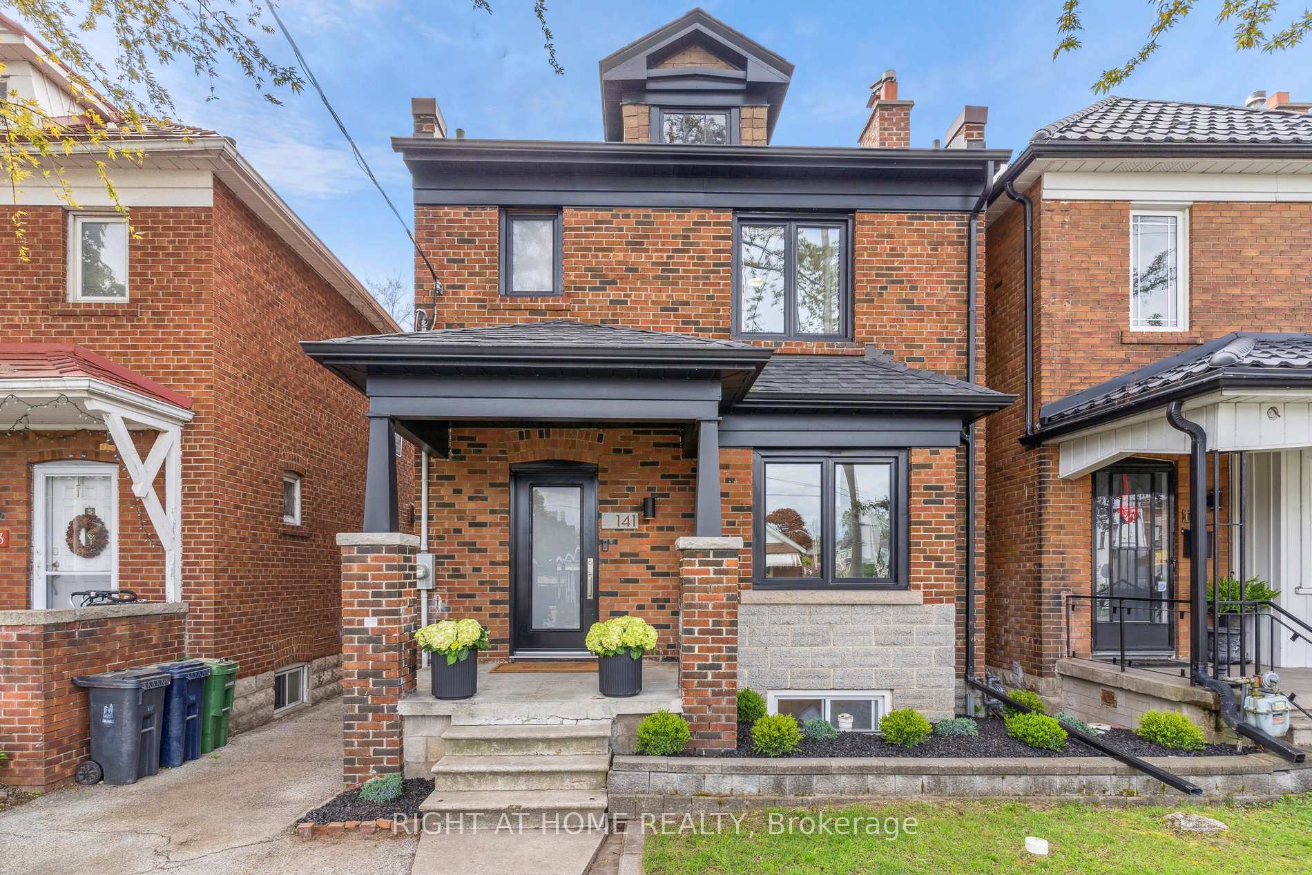 141 O'Connor Drive, Toronto E03, ON M4J 2S6 — Toronto E03, Ontario