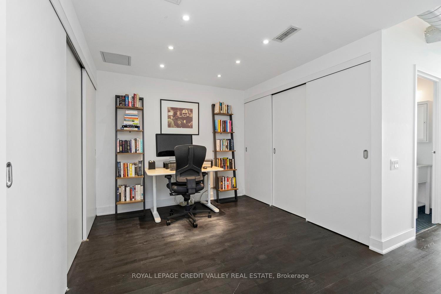 233 Carlaw Avenue 816, Toronto E01 — photo 5 of 5