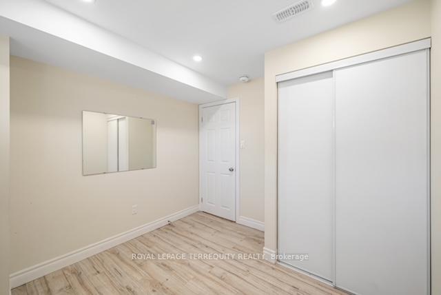 1 Devineridge Avenue, Ajax — photo 3 of 5