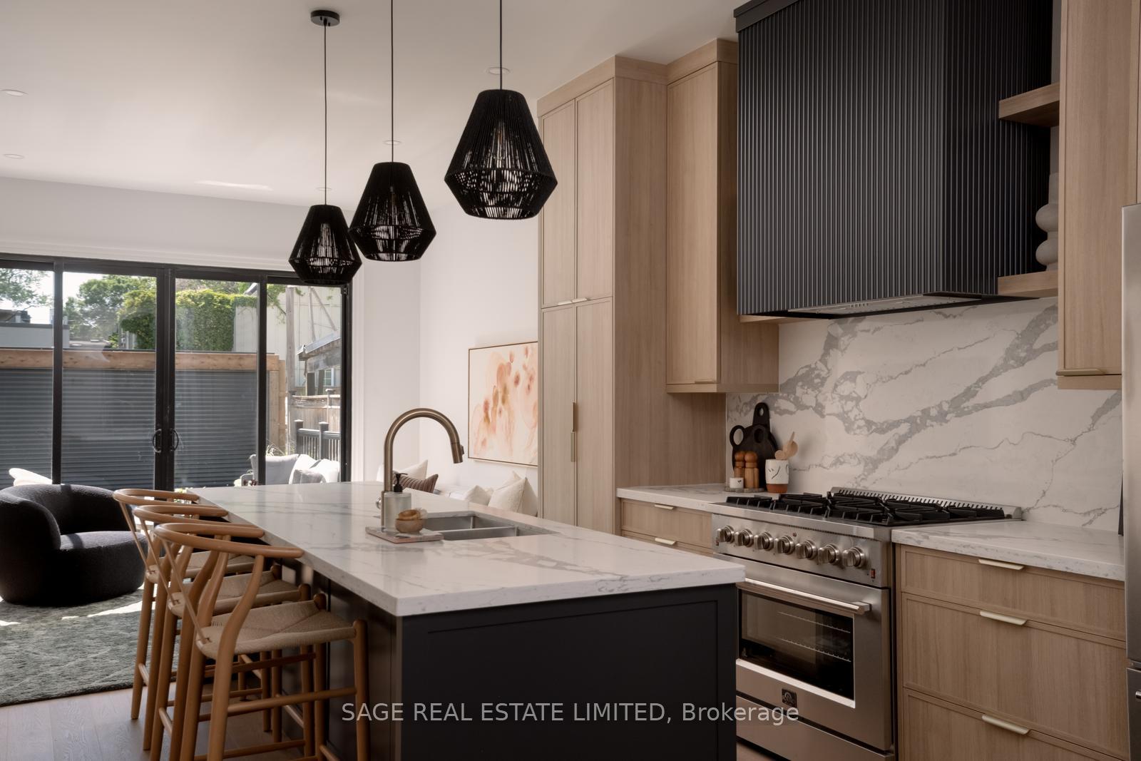12 Boulton Avenue, Toronto E01 — photo 3 of 5