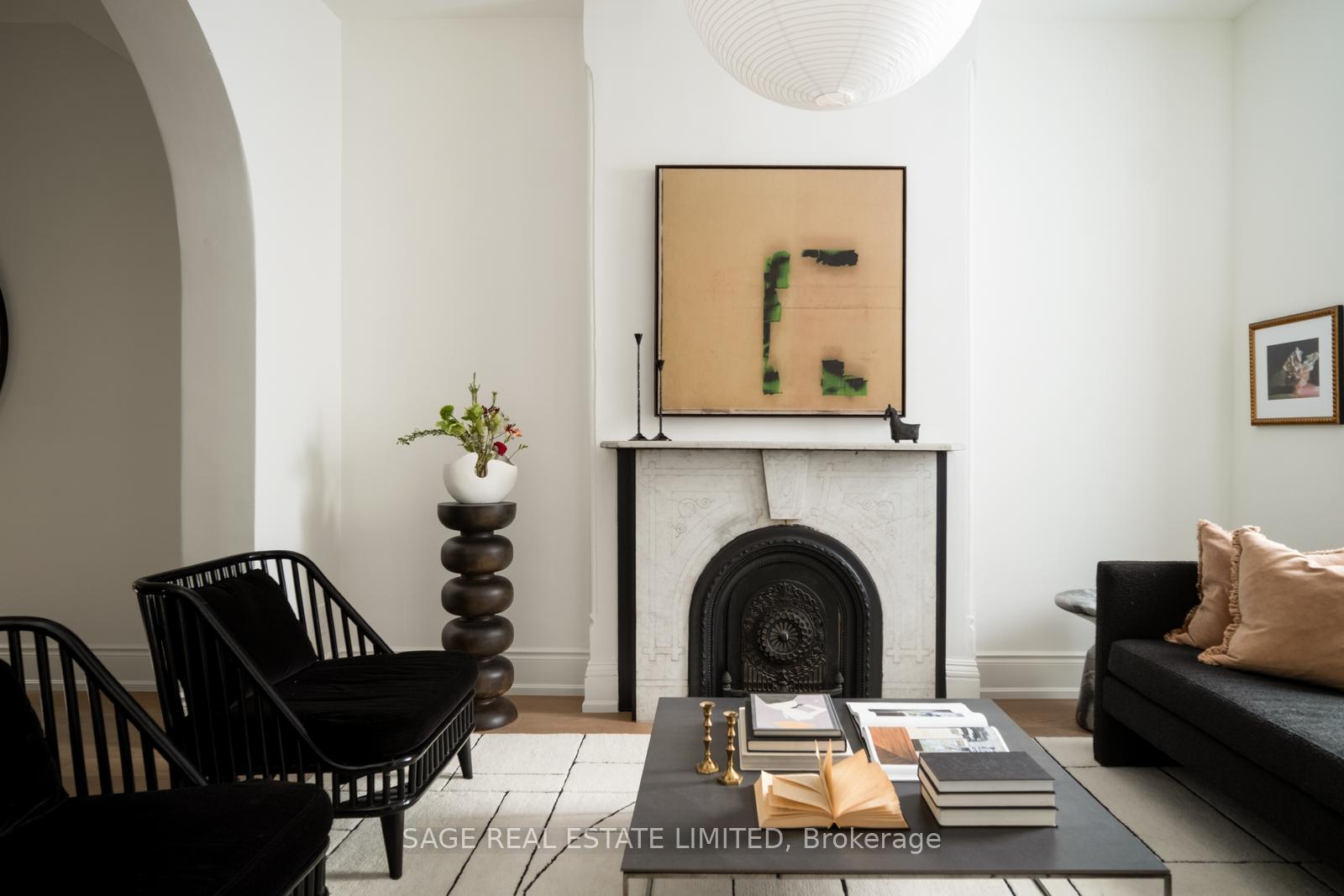 12 Boulton Avenue, Toronto E01 — photo 4 of 5