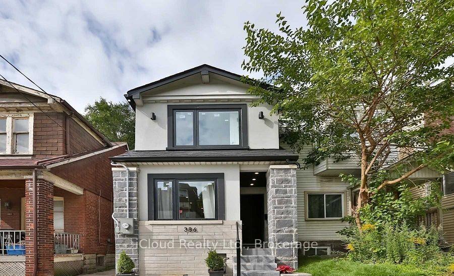 386 Coxwell Avenue, Toronto E01, ON M4L 3B7 — Toronto E01, Ontario