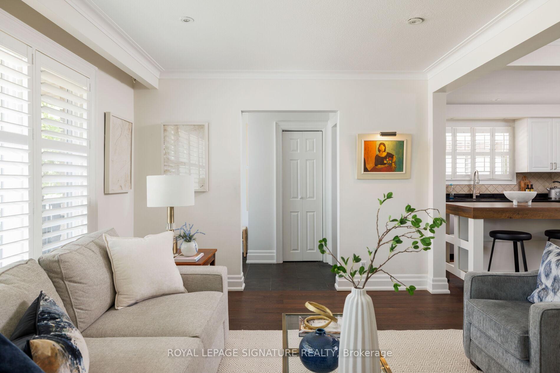 27 Clyde Road, Toronto E10 — photo 4 of 5