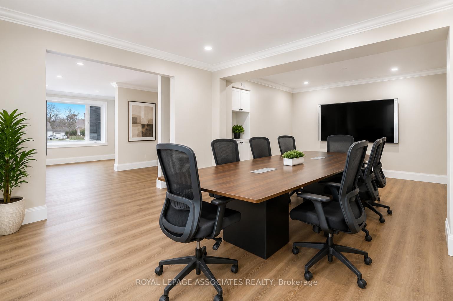 515 Kingston Road W, Ajax — photo 4 of 5