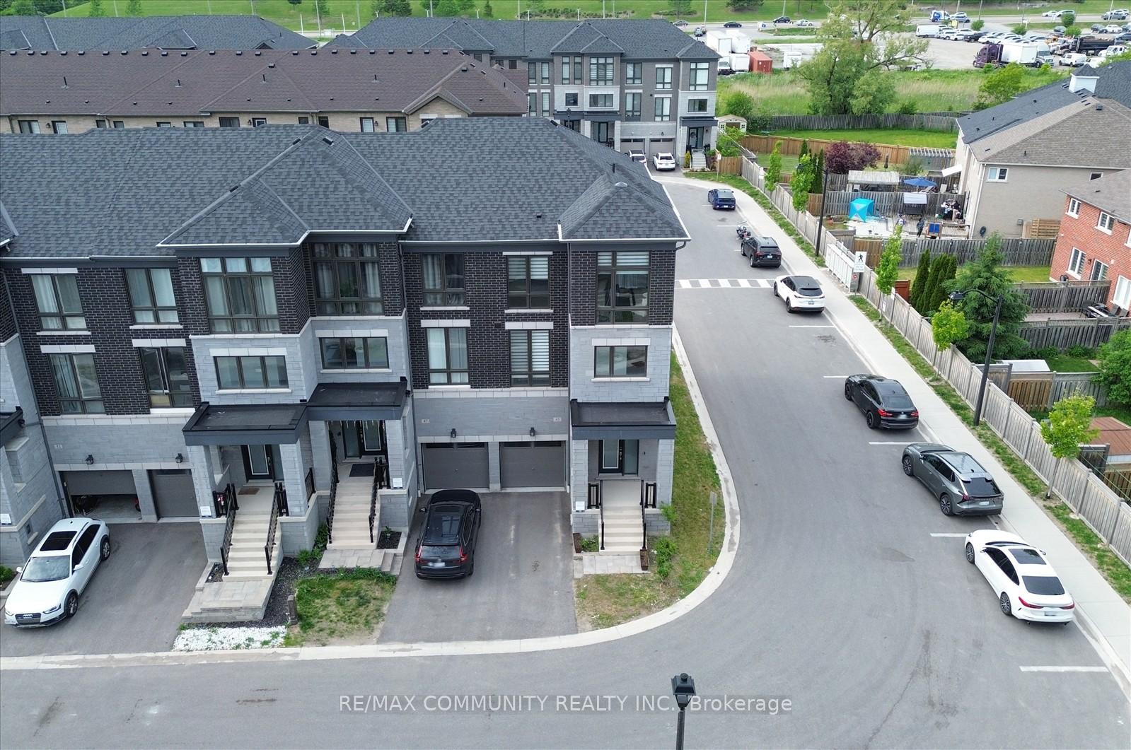 45 Douet Lane, Ajax — photo 5 of 5