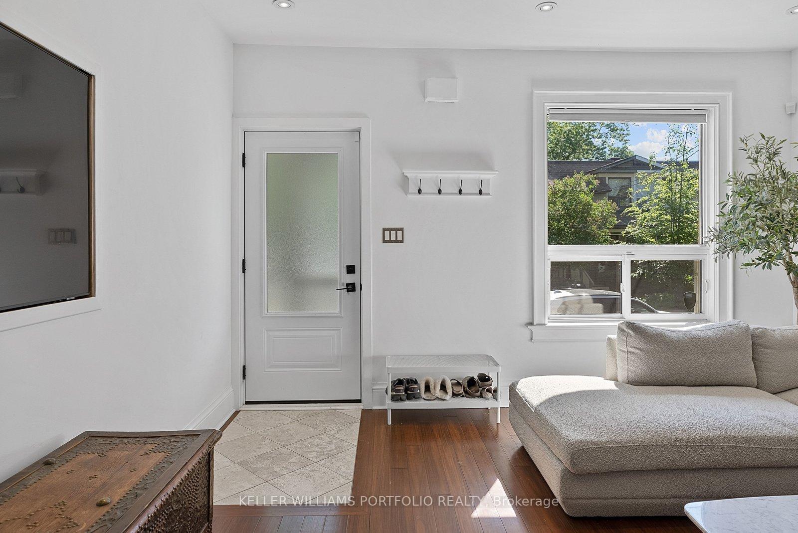 28 Tiverton Avenue, Toronto E01 — photo 5 of 5