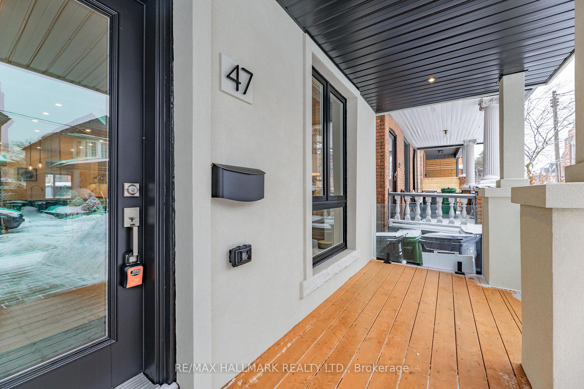 47 Harcourt Avenue, Toronto E01 — photo 2 of 5