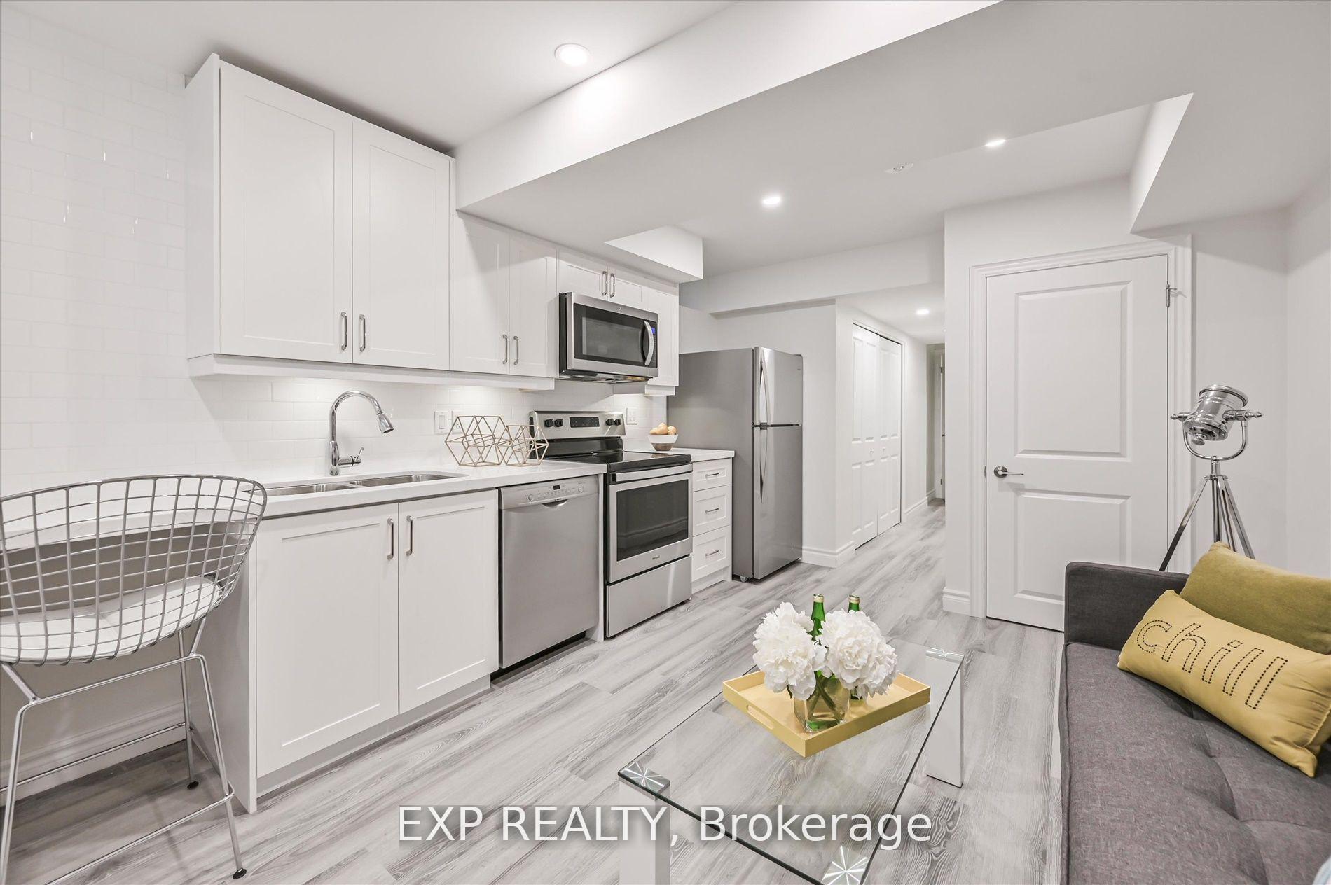 922 Logan Avenue B, Toronto E03 — photo 2 of 5