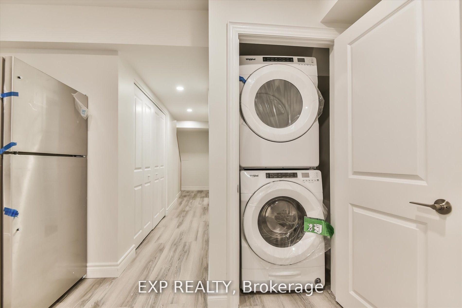 922 Logan Avenue B, Toronto E03 — photo 5 of 5