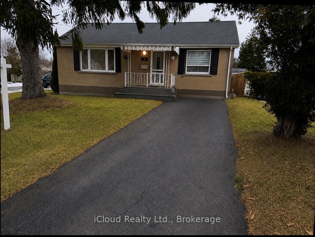 38 Kawartha Avenue, Oshawa, ON L1H 3Y8