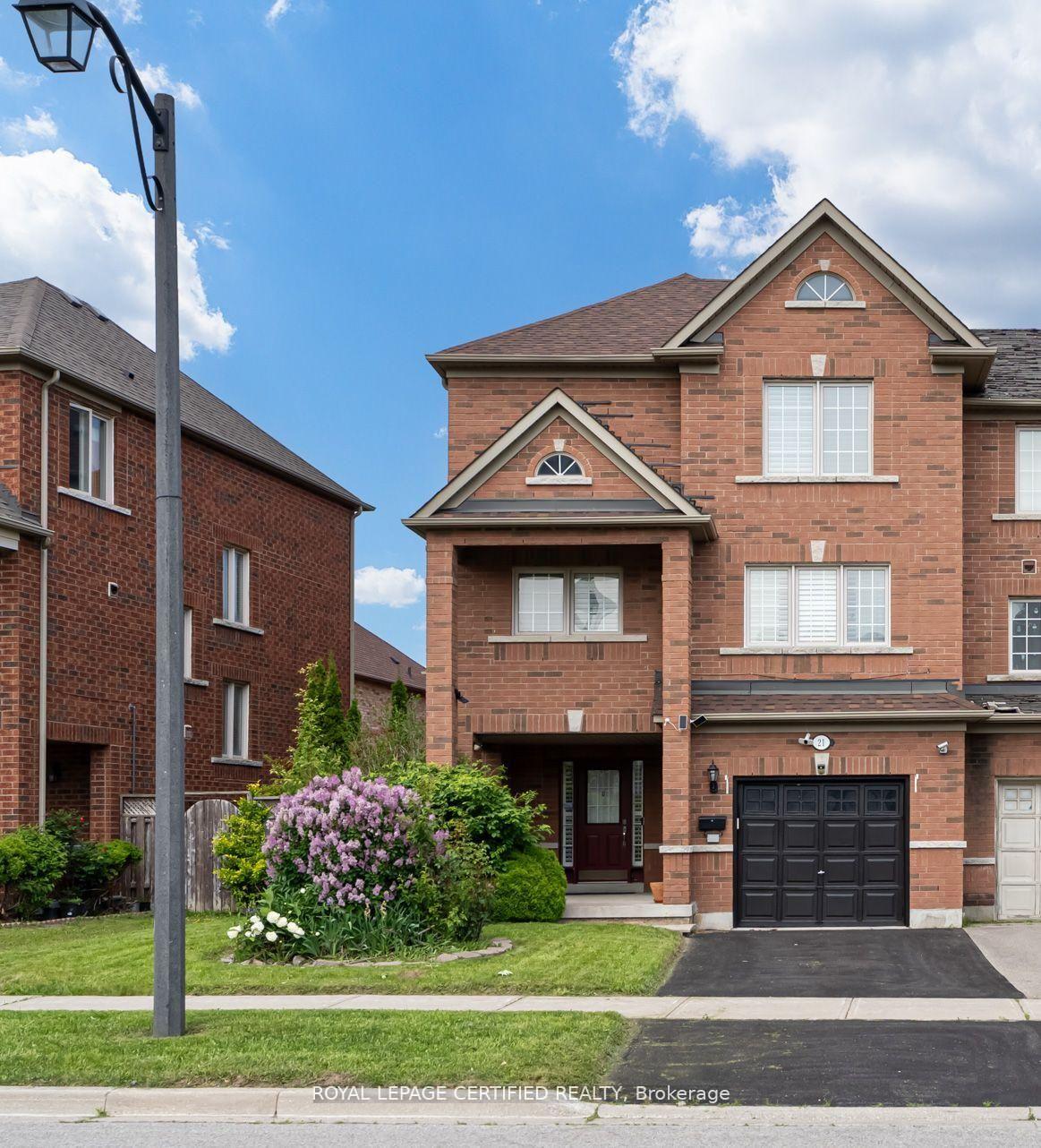 21 Polarlights Way, Toronto E11, ON M1X 1Z4