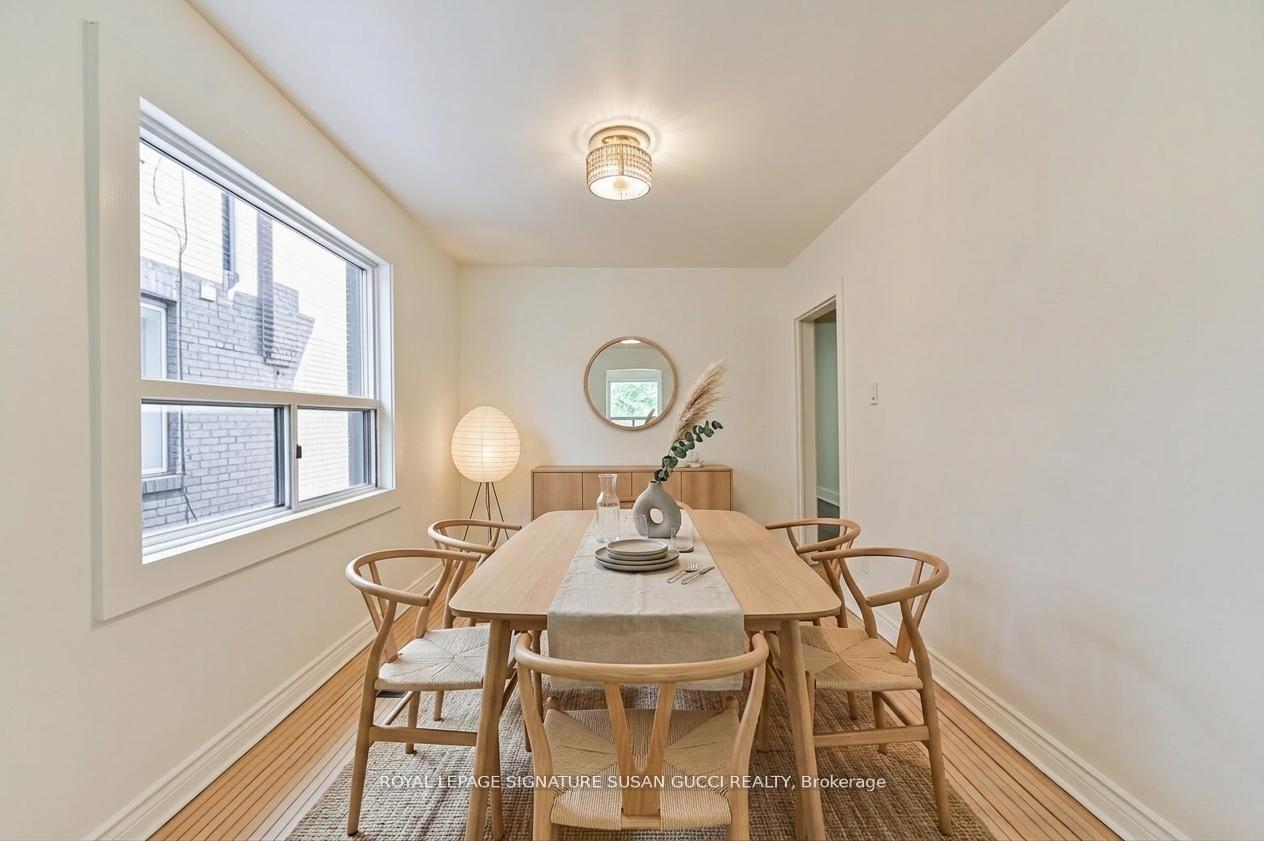 669 Greenwood Avenue, Toronto E03 — photo 3 of 5