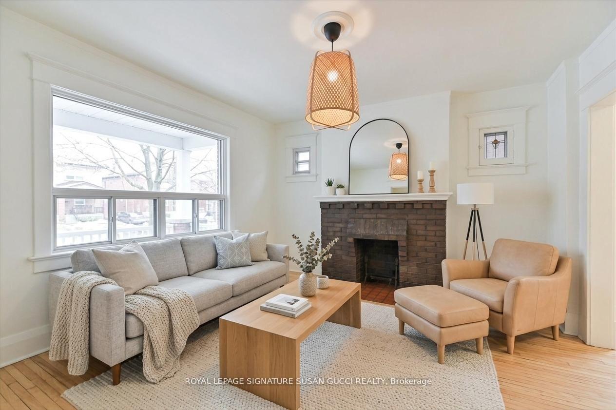 669 Greenwood Avenue, Toronto E03 — photo 5 of 5